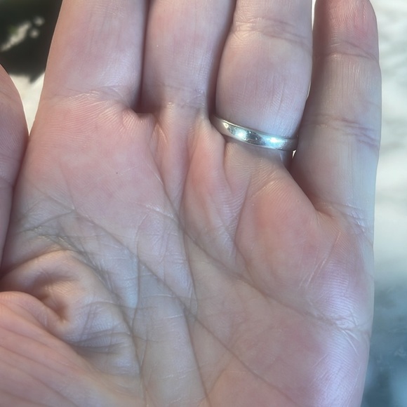 Green amethyst gemstone triangle 925 sterling silver in size 7 - Picture 6 of 7